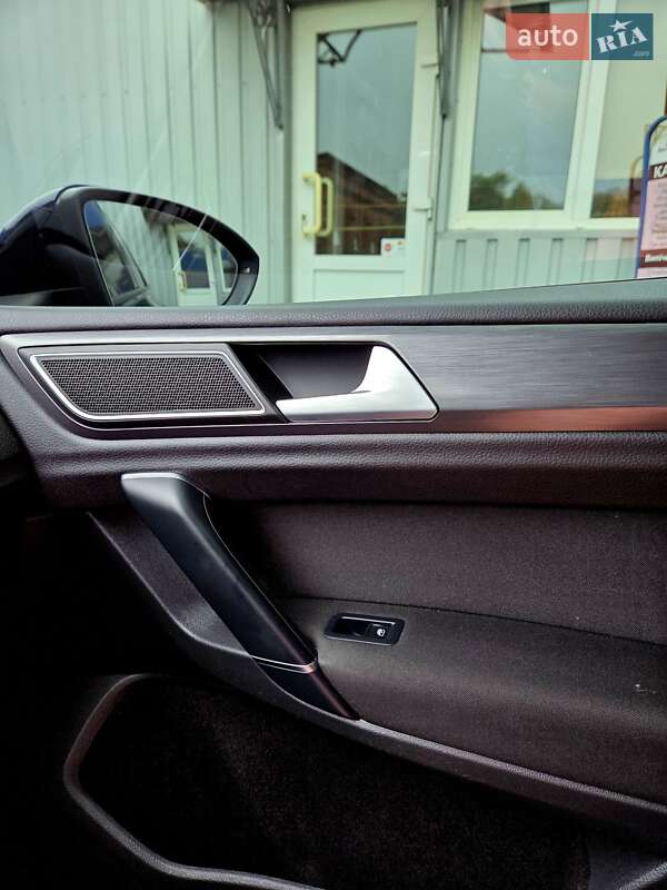 Микровэн Volkswagen Golf Sportsvan 2019 в Кропивницком