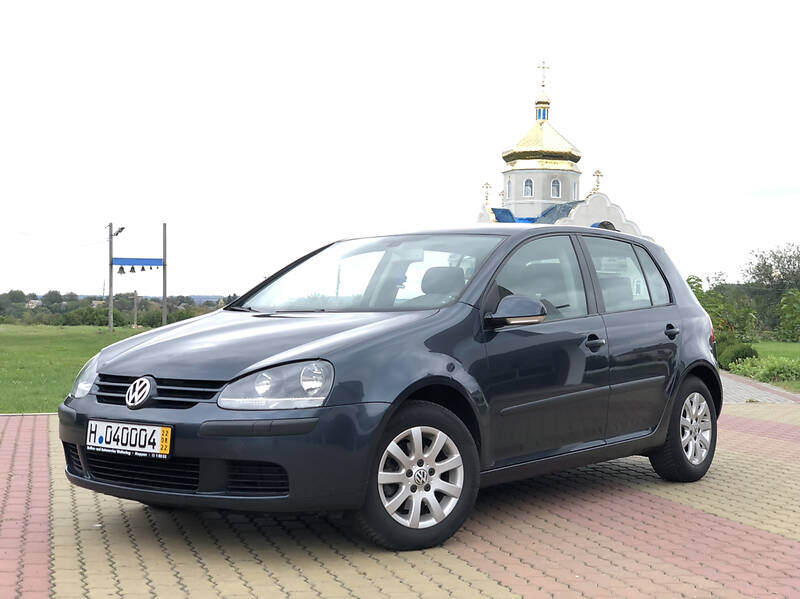 Volkswagen Golf V