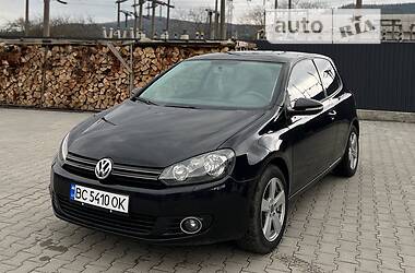 Купе Volkswagen Golf VI 2011 в Сколе