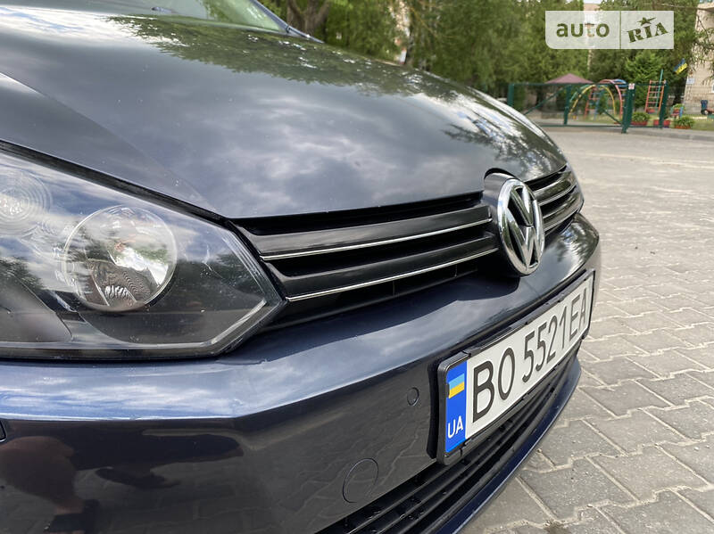 Volkswagen Golf VI