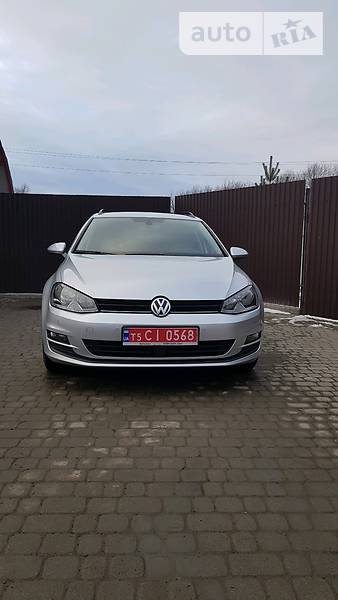 Volkswagen Golf VII