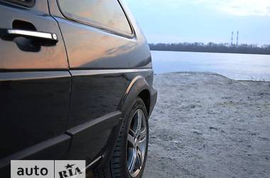 Хэтчбек Volkswagen Golf 1987 в 