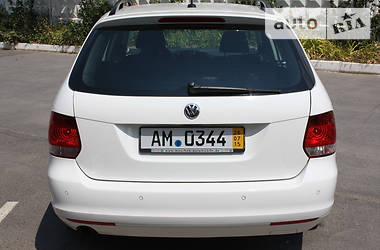 Универсал Volkswagen Golf 2011 в Виннице