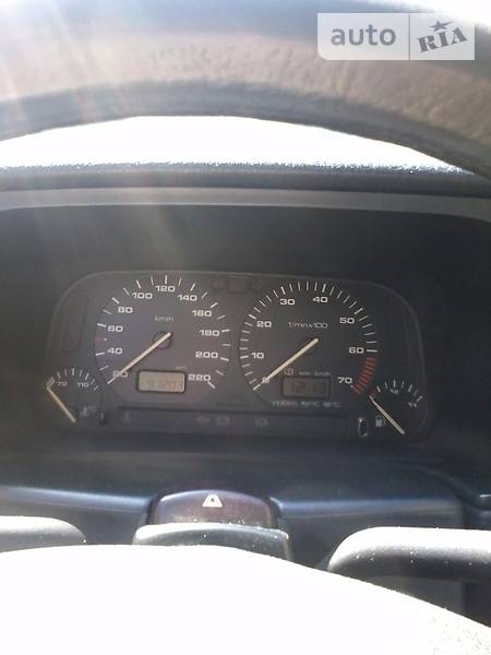 Хетчбек Volkswagen Golf 1993 в Золочеві