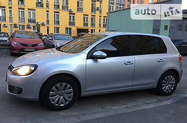 Хэтчбек Volkswagen Golf 2012 в Киеве