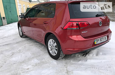 Хэтчбек Volkswagen Golf 2013 в Сумах