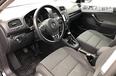 Универсал Volkswagen Golf 2012 в Ровно