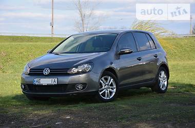 Хетчбек Volkswagen Golf 2012 в Дніпрі