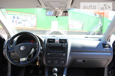 Универсал Volkswagen Golf 2009 в Днепре