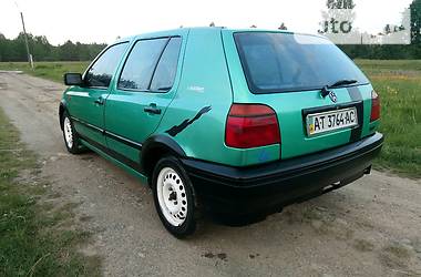 Хэтчбек Volkswagen Golf 1996 в Богородчанах