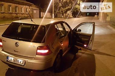 Хэтчбек Volkswagen Golf 1998 в Харькове