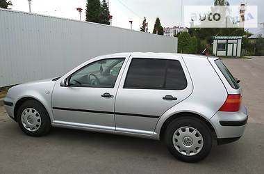 Хетчбек Volkswagen Golf 2003 в Івано-Франківську