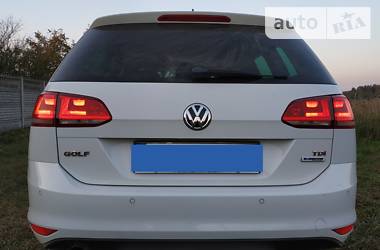 Универсал Volkswagen Golf 2014 в Львове