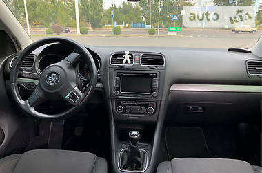 Хэтчбек Volkswagen Golf 2011 в Херсоне