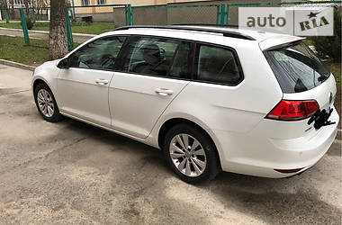 Універсал Volkswagen Golf 2014 в 