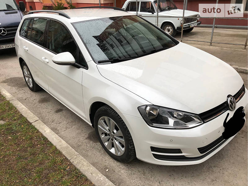 Універсал Volkswagen Golf 2014 в 