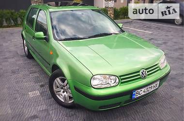 Хетчбек Volkswagen Golf 1998 в Стрию