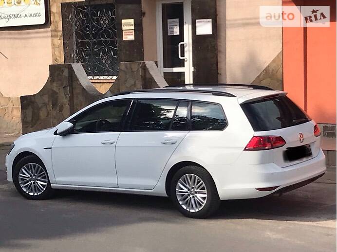 Універсал Volkswagen Golf 2014 в 