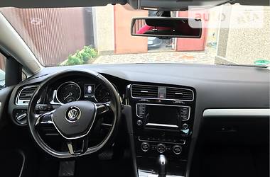 Універсал Volkswagen Golf 2014 в 