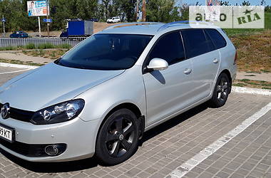 Універсал Volkswagen Golf 2011 в 