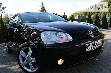 Хэтчбек Volkswagen Golf 2008 в Трускавце