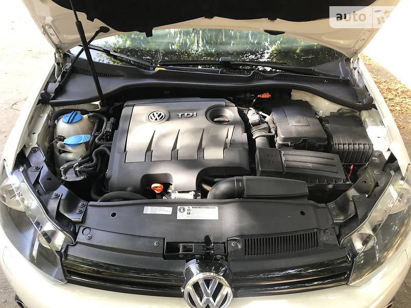 Універсал Volkswagen Golf 2013 в Києві