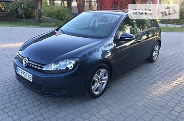 Хэтчбек Volkswagen Golf 2009 в Львове