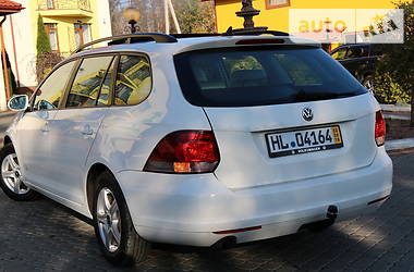 Универсал Volkswagen Golf 2011 в Трускавце