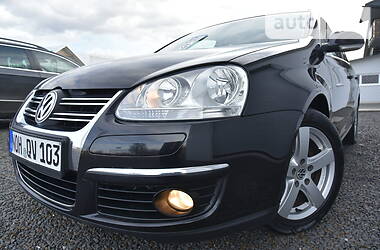 Универсал Volkswagen Golf 2008 в Дрогобыче