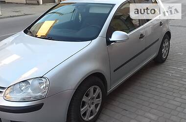 Хэтчбек Volkswagen Golf 2005 в Бориславе