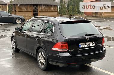 Универсал Volkswagen Golf 2009 в Тернополе