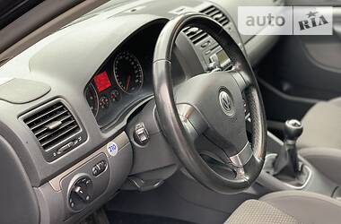 Универсал Volkswagen Golf 2009 в Тернополе