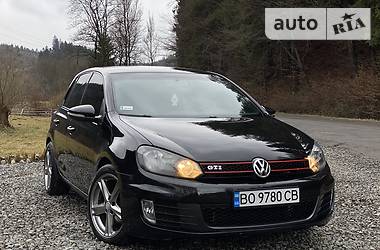 Хэтчбек Volkswagen Golf 2009 в Киеве