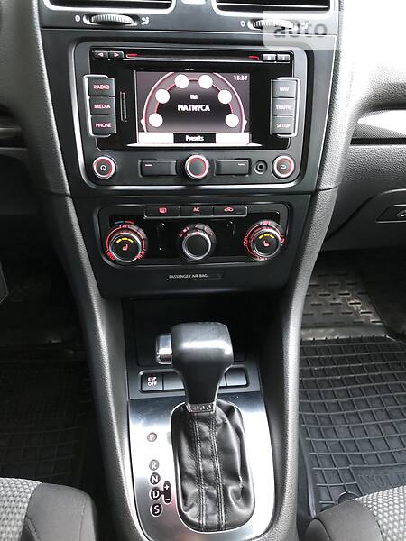 Універсал Volkswagen Golf 2009 в Івано-Франківську