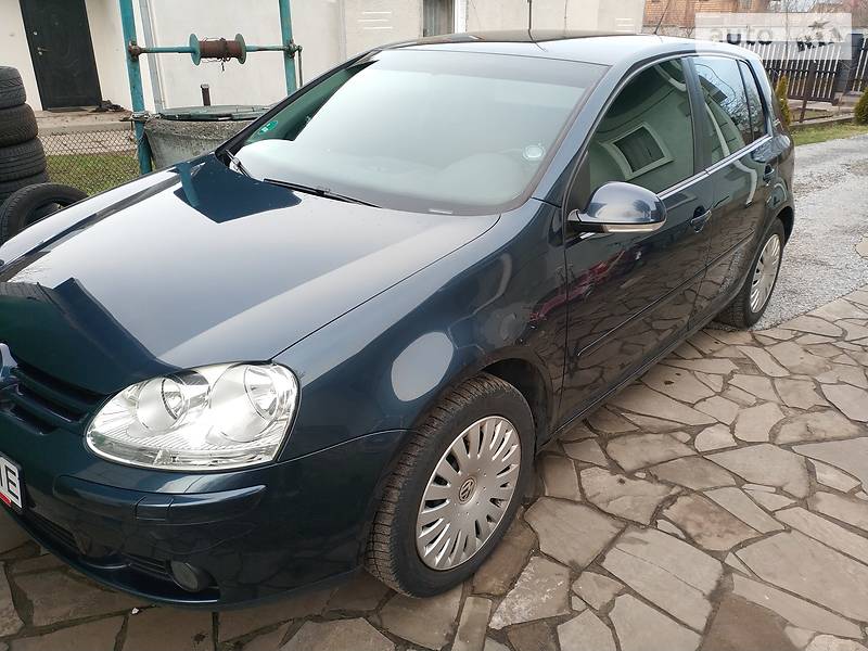Хэтчбек Volkswagen Golf 2006 в Львове