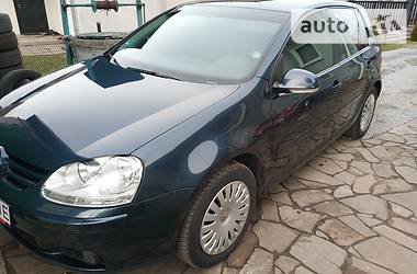 Хетчбек Volkswagen Golf 2006 в 