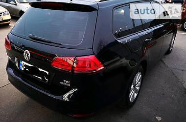 Універсал Volkswagen Golf 2014 в 