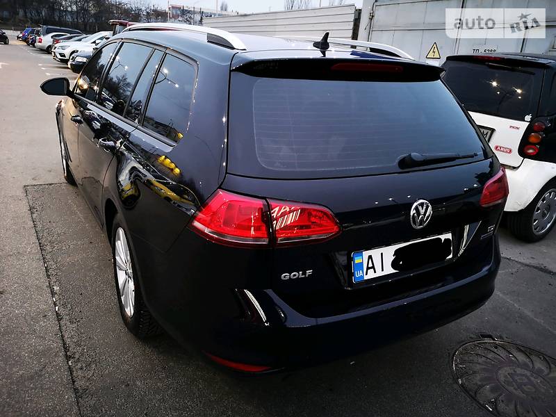 Універсал Volkswagen Golf 2014 в Києві