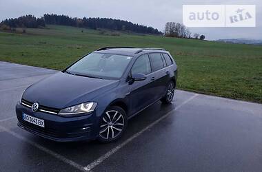 Универсал Volkswagen Golf 2014 в Мукачево