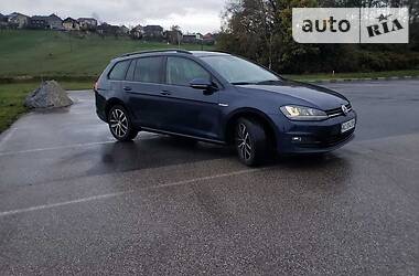 Универсал Volkswagen Golf 2014 в Мукачево