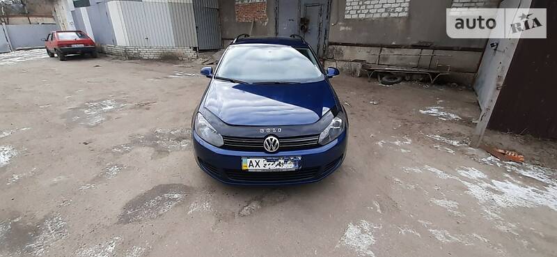 Універсал Volkswagen Golf 2011 в 