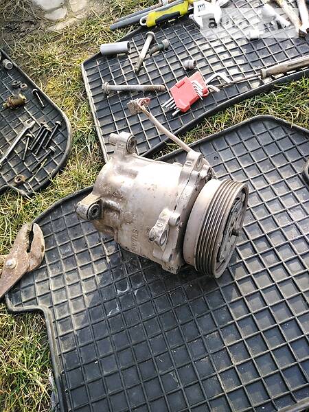 Хетчбек Volkswagen Golf 1996 в Івано-Франківську фото 45 Хетчбек Volkswagen Golf 1996 в Івано-Франківську