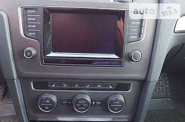 Хетчбек Volkswagen Golf 2013 в 