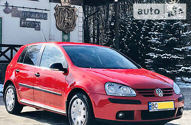 Хетчбек Volkswagen Golf 2008 в 