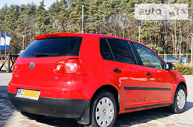 Хетчбек Volkswagen Golf 2008 в 