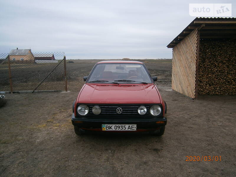 Хетчбек Volkswagen Golf 1985 в Костопілі