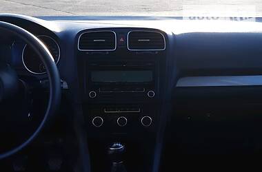 Універсал Volkswagen Golf 2010 в 
