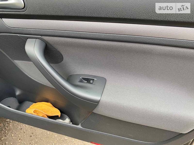 Хэтчбек Volkswagen Golf 2007 в Полтаве
