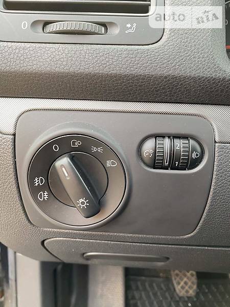 Хэтчбек Volkswagen Golf 2007 в Полтаве
