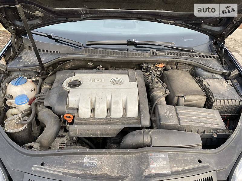 Хэтчбек Volkswagen Golf 2007 в Полтаве
